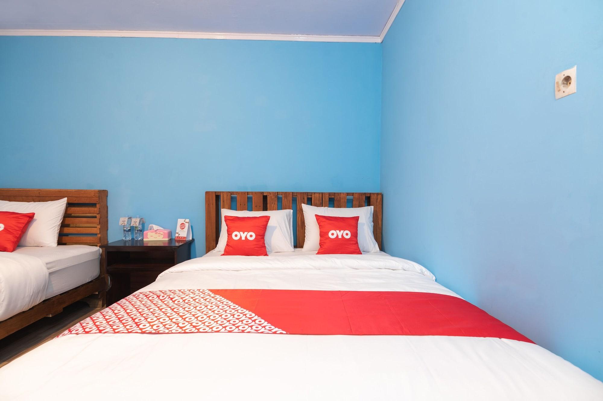 Oyo 1852 Intan Bromo Homestay Pasuruan Extérieur photo