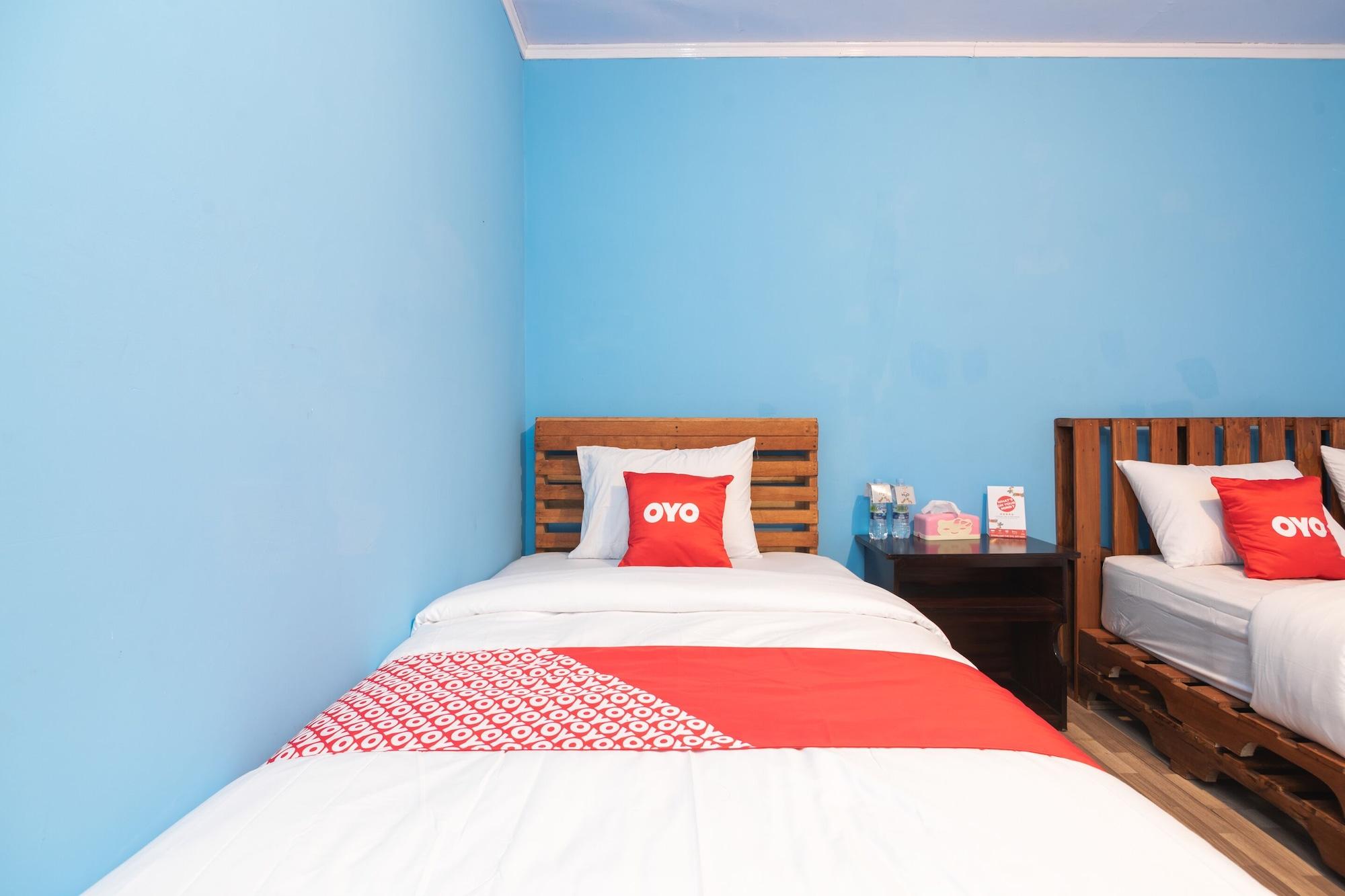 Oyo 1852 Intan Bromo Homestay Pasuruan Extérieur photo