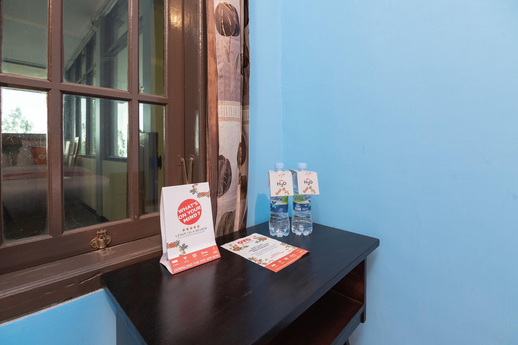 Oyo 1852 Intan Bromo Homestay Pasuruan Extérieur photo